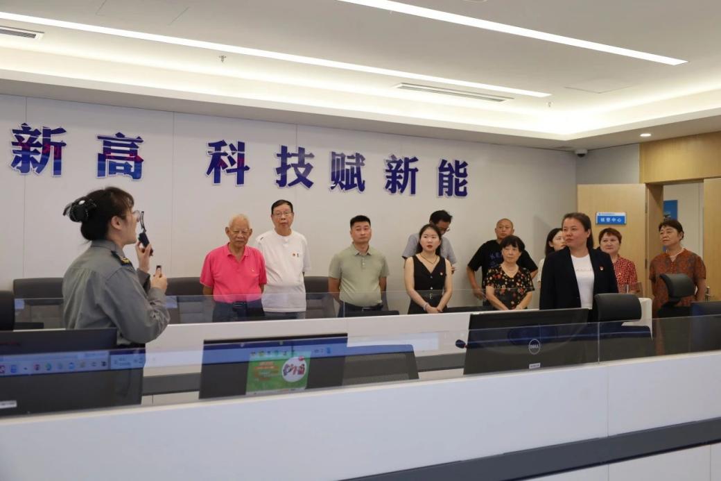 C:/Users/Administrator/Desktop/暖心相伴迎中秋 jn江南·体育登录入口开展“万人看保安”中秋节系列活动/4.jpg4